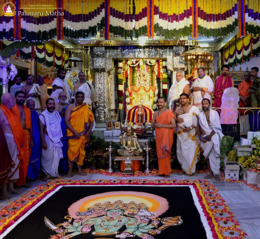 Palimaru Swamiji inaugurating Rayara Aradhana
