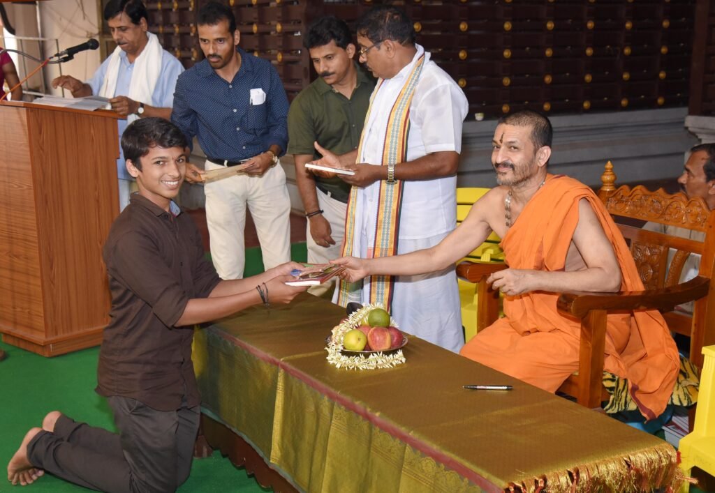 Sanskrit Students received prize